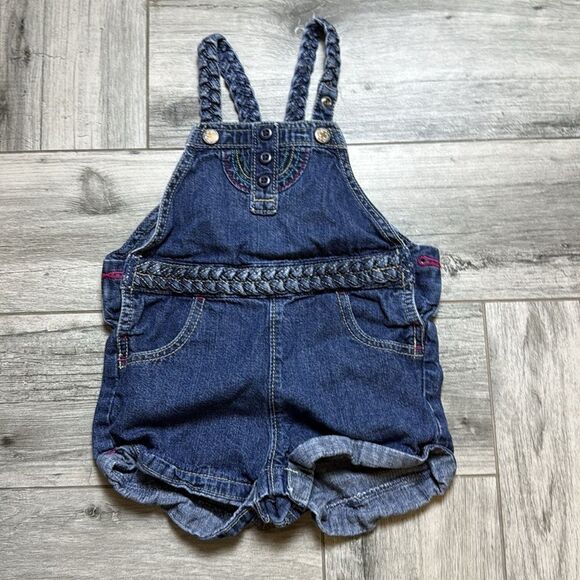 OshKosh B'gosh Bib Denim Shortalls Overalls Size 24 Months - Picture 1 of 10